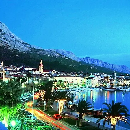 Bilos Apartment Makarska